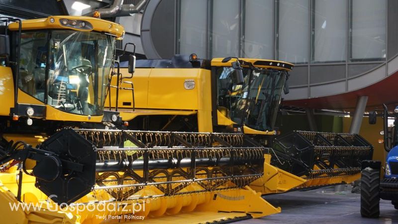 New Holland na Agrotech Kielce postęp prac