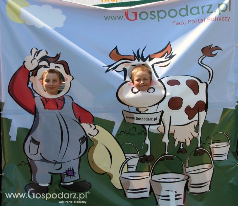 Gospodarz i Krówka znajdź swoje zdjęcie z Zielonego Agro Show 