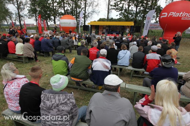 XIII Festiwal Starych Ciągników i Maszyn Rolniczych w Wilkowicach cz.1