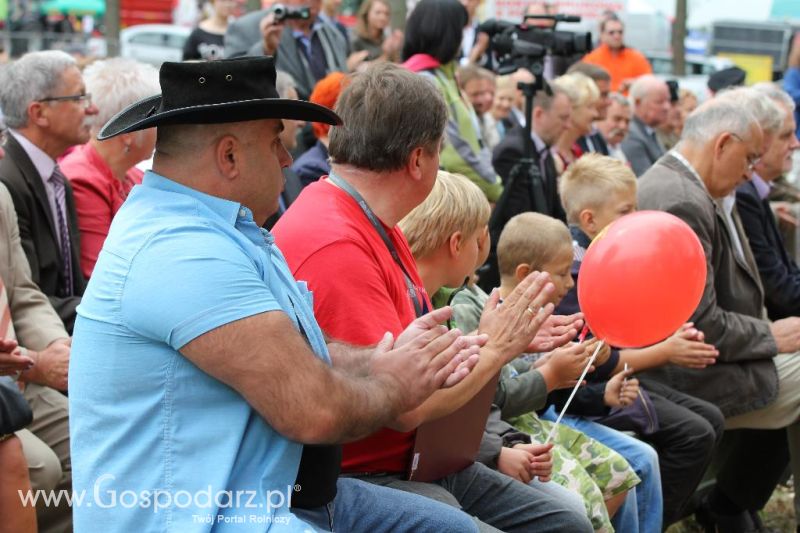XIII Festiwal Starych Ciągników i Maszyn Rolniczych w Wilkowicach cz.1