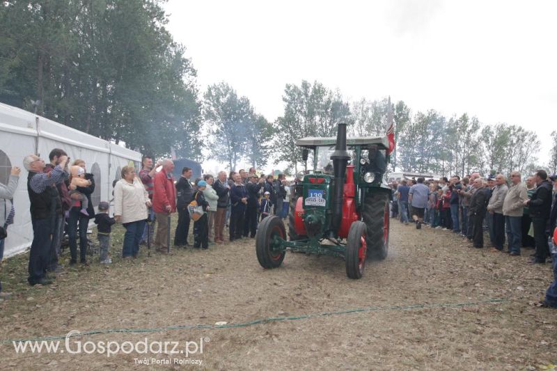 XIII Festiwal Starych Ciągników i Maszyn Rolniczych w Wilkowicach cz.2