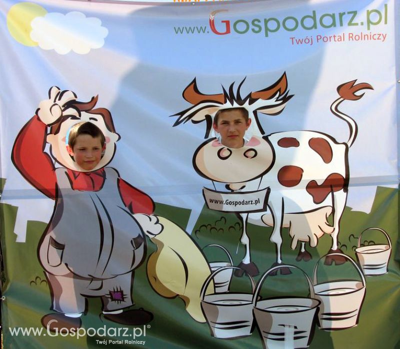 Gospodarz i Krówka znajdź swoje zdjęcie z Zielonego Agro Show 