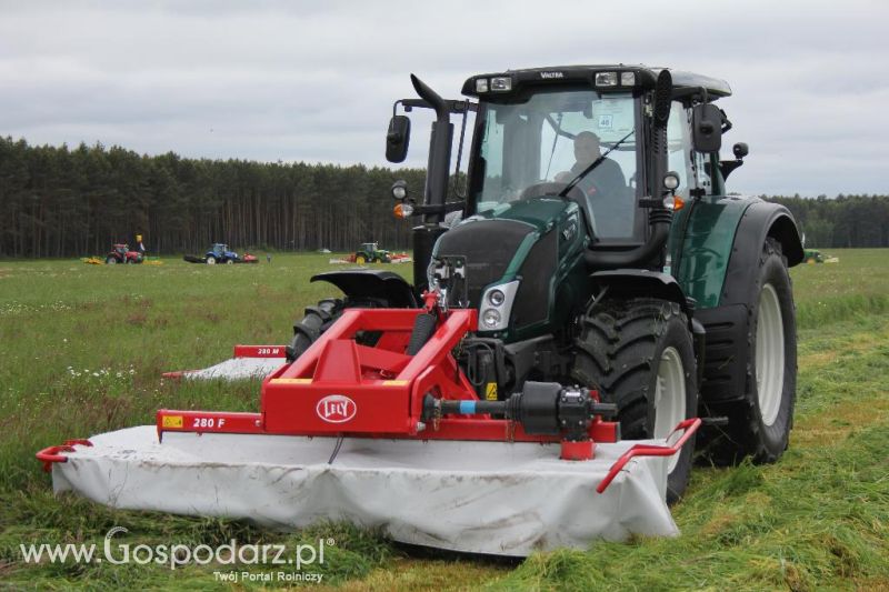 Pokazy maszyn Polskie Zboża Zielone Agro Show 2013
