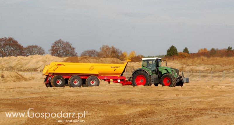 Pokazy sprzętu budowlanego firmy METALTECH