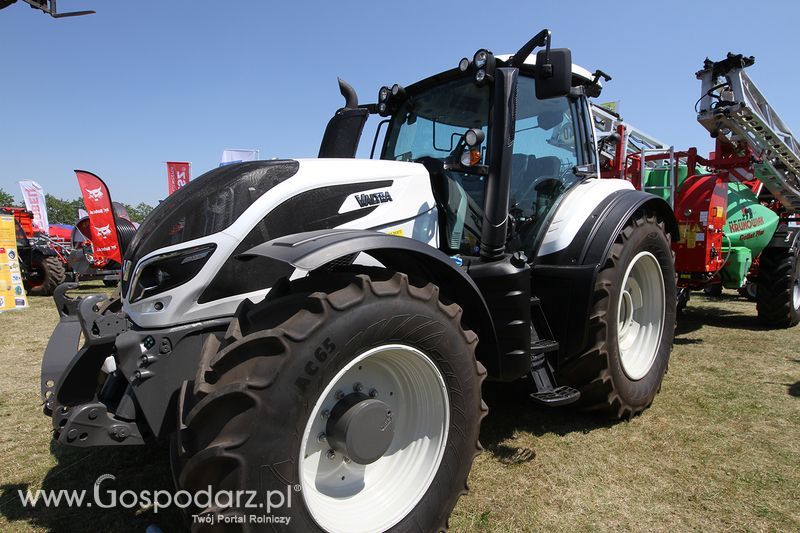 Valtra na Targach Agro-Tech w Minikowie 