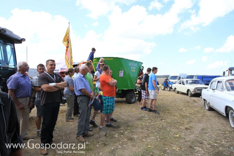 XII Festiwal Starych Ciągników im. Jerzego Samelczaka w Wilkowicach 2013 - niedziela
