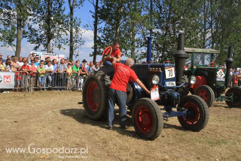 XII Festiwal Starych Ciągników im. Jerzego Samelczaka w Wilkowicach 2013 - niedziela