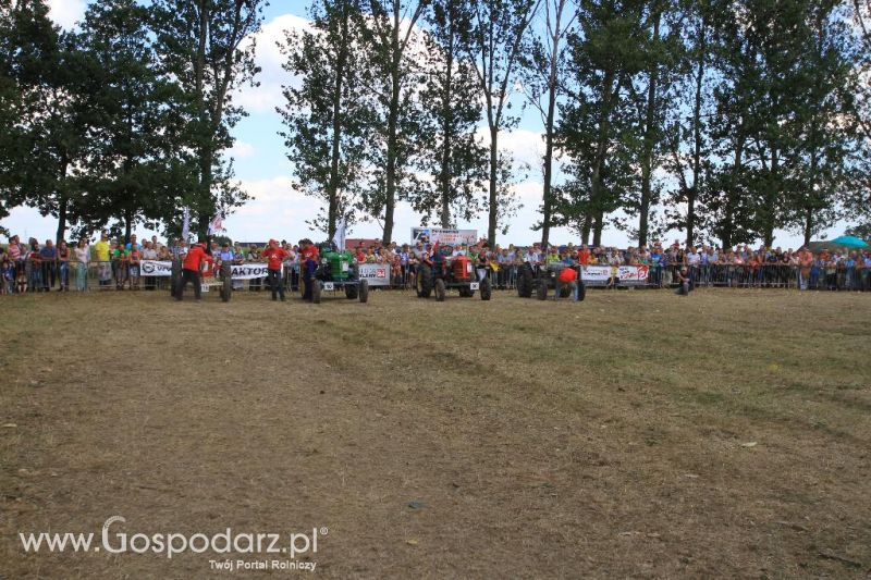 XII Festiwal Starych Ciągników im. Jerzego Samelczaka w Wilkowicach 2013 - niedziela
