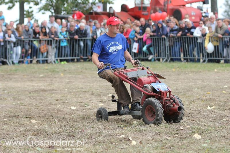 XIII Festiwal Starych Ciągników i Maszyn Rolniczych w Wilkowicach cz.2