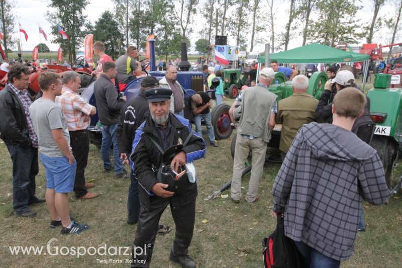 XIII Festiwal Starych Ciągników i Maszyn Rolniczych w Wilkowicach cz.1