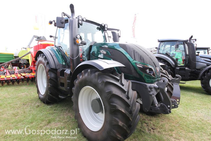 Valtra na Agro-Tech w Minikowie 2016