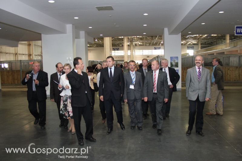Spacer Ministra Sawickiego po terenie targów Polagra Food i KWZH