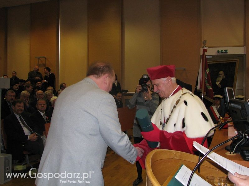 UP Poznań - Uroczystość wręczenia odznaczeń państwowych i uczelnianych oraz dyplomów doktora habilitowanego i promocji doktorskiej