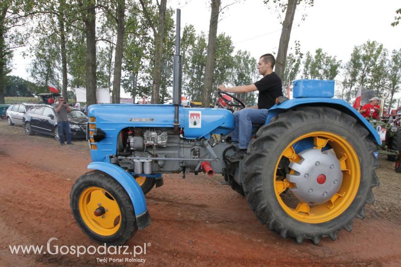 XIII Festiwal Starych Ciągników i Maszyn Rolniczych w Wilkowicach cz.1