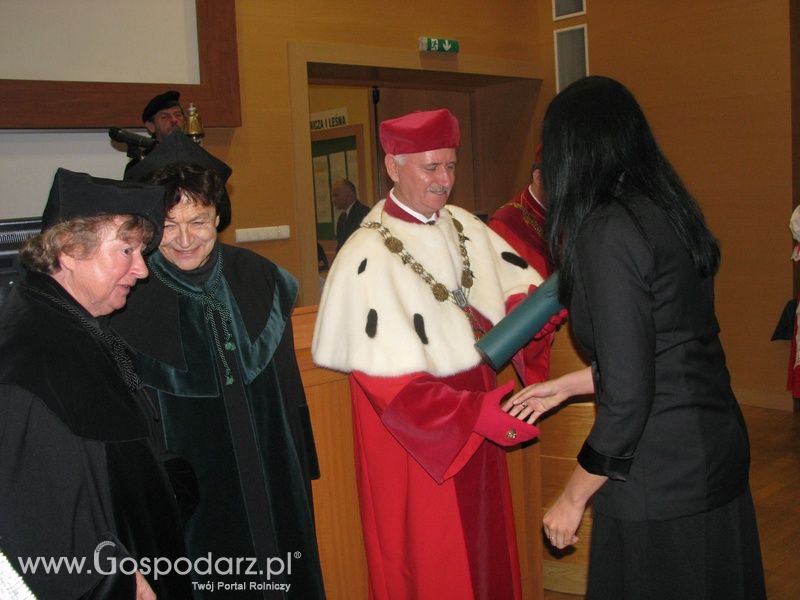 UP Poznań - Uroczystość wręczenia odznaczeń państwowych i uczelnianych oraz dyplomów doktora habilitowanego i promocji doktorskiej