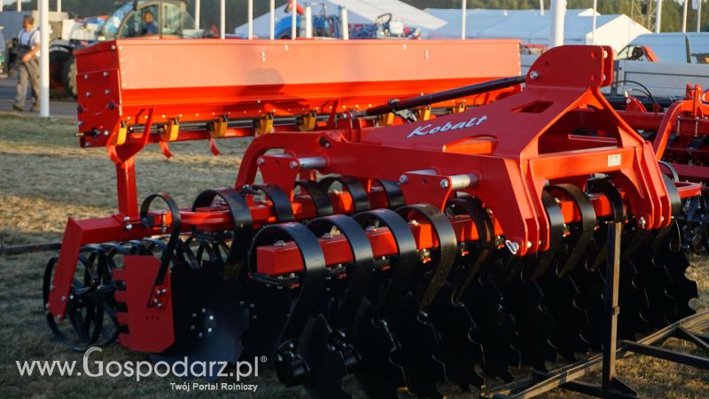 AGRO SHOW o wschodzie słońca