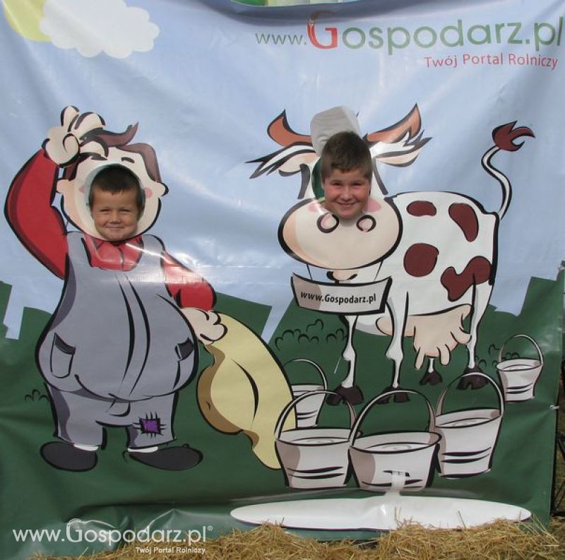 Agro Show 2011 Bednary Zdjęcie z krówką Niedziela