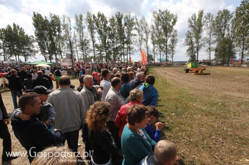 XIII Festiwal Starych Ciągników i Maszyn Rolniczych w Wilkowicach cz.2