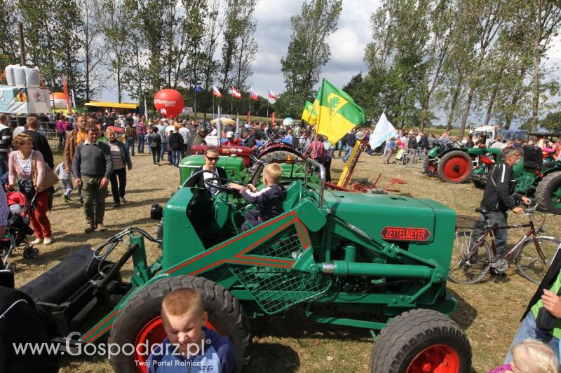XIII Festiwal Starych Ciągników i Maszyn Rolniczych w Wilkowicach cz.2
