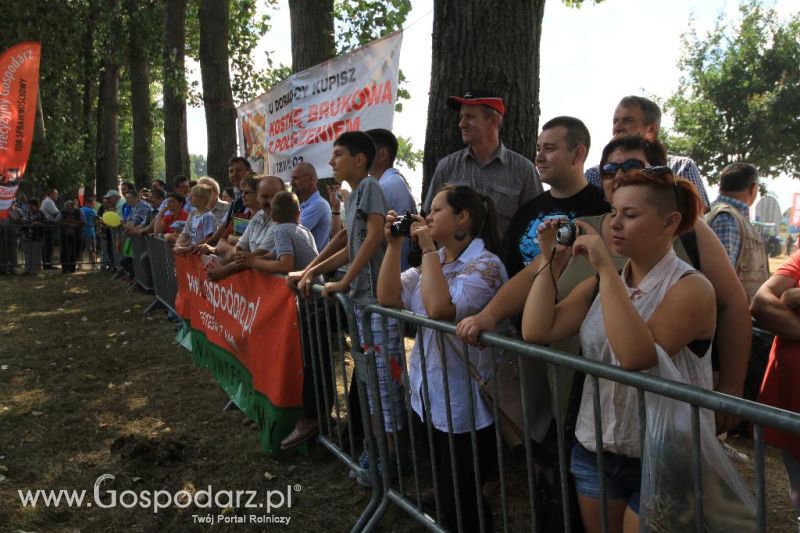 XII Festiwal Starych Ciągników im. Jerzego Samelczaka w Wilkowicach 2013 - niedziela