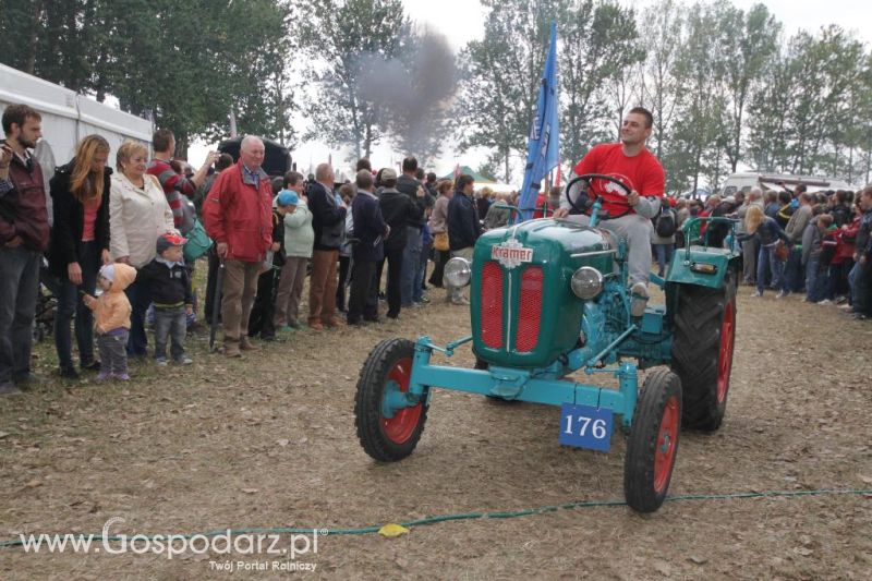 XIII Festiwal Starych Ciągników i Maszyn Rolniczych w Wilkowicach cz.2