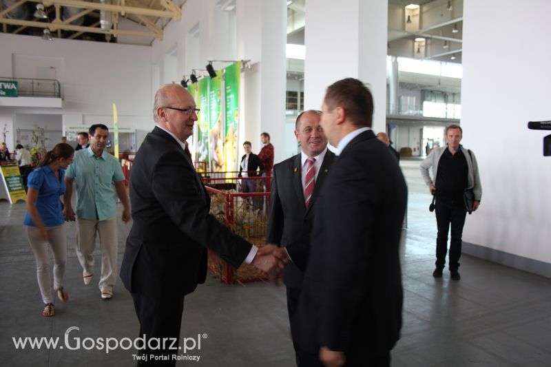 Spacer Ministra Sawickiego po terenie targów Polagra Food i KWZH
