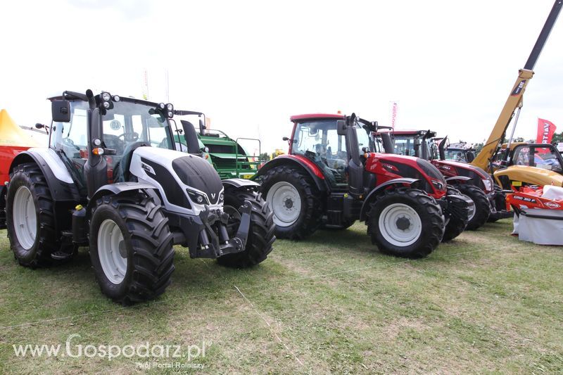 Valtra na Agro-Tech w Minikowie 2016