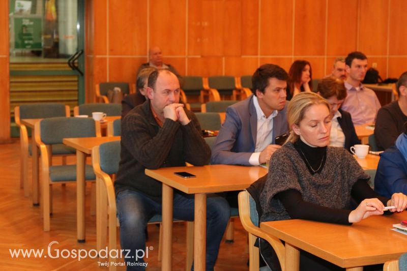 O Ogólnokrajowa konferencja na temat śruty rzepakowej