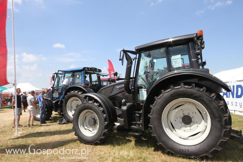 Valtra na OPOLAGRZE 2015