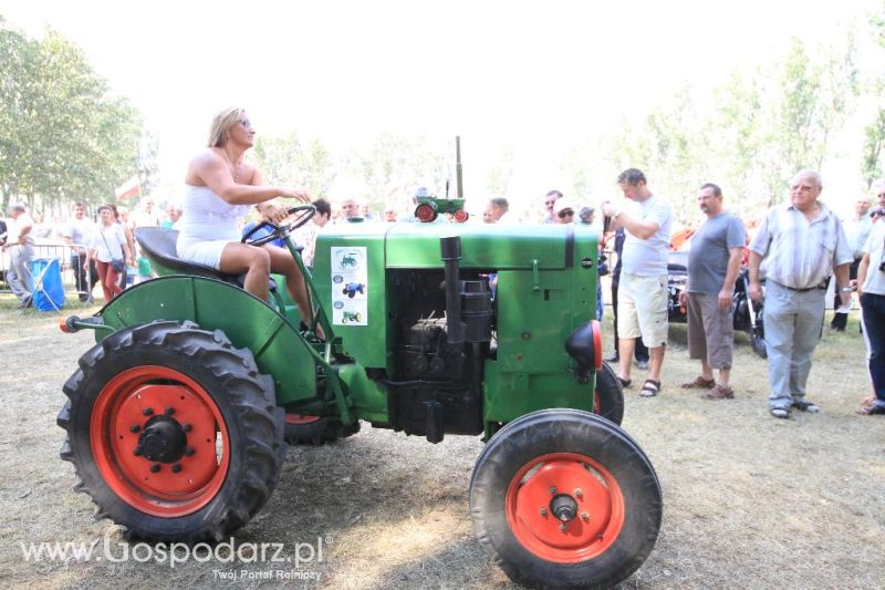 XII Festiwal Starych Ciągników im. Jerzego Samelczaka w Wilkowicach 2013 - niedziela