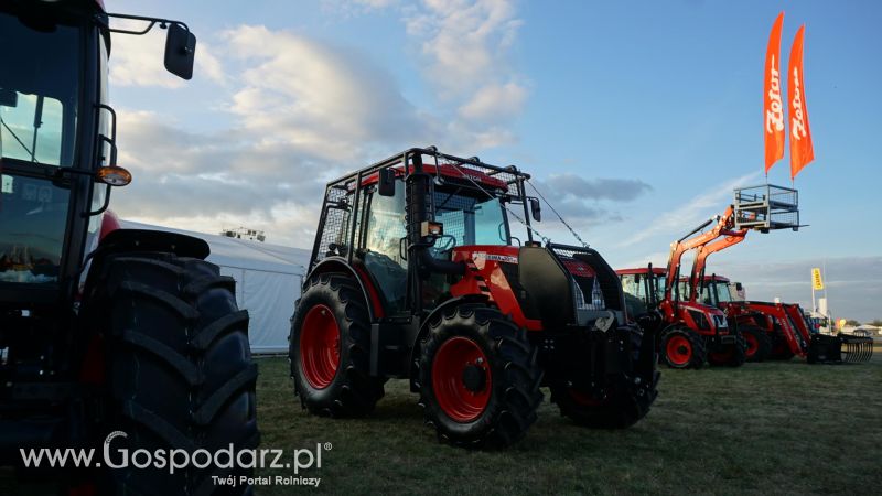 AGRO SHOW o wschodzie słońca