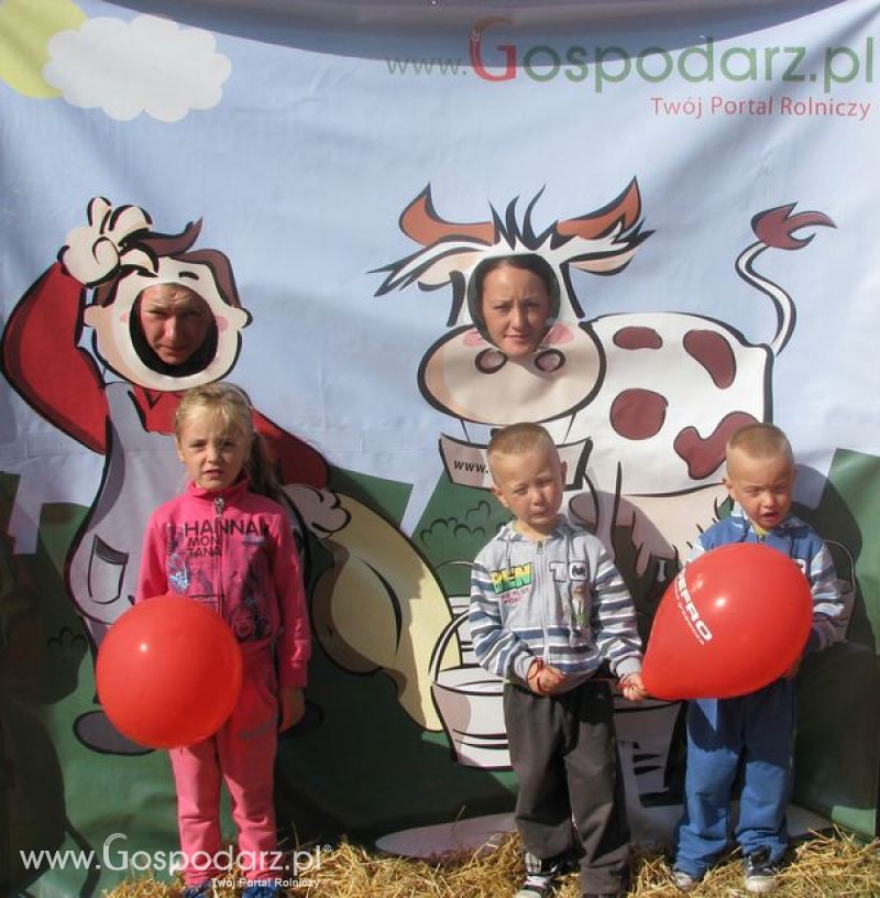 Agro Show 2011 Bednary Zdjęcie z krówką Niedziela