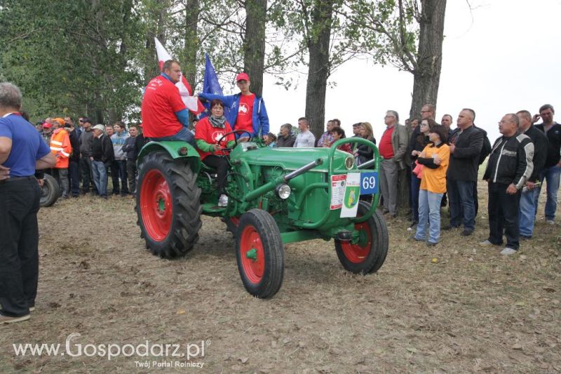 XIII Festiwal Starych Ciągników i Maszyn Rolniczych w Wilkowicach cz.2