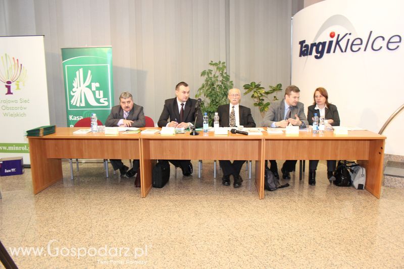 Fotorelacja z XVII Międzynarodowych Targów Techniki Rolniczej AGROTECH i XI Targów Przemysłu Drzewnego i Gospodarki Zasobami Leśnymi LAS-EXPO dzień 1