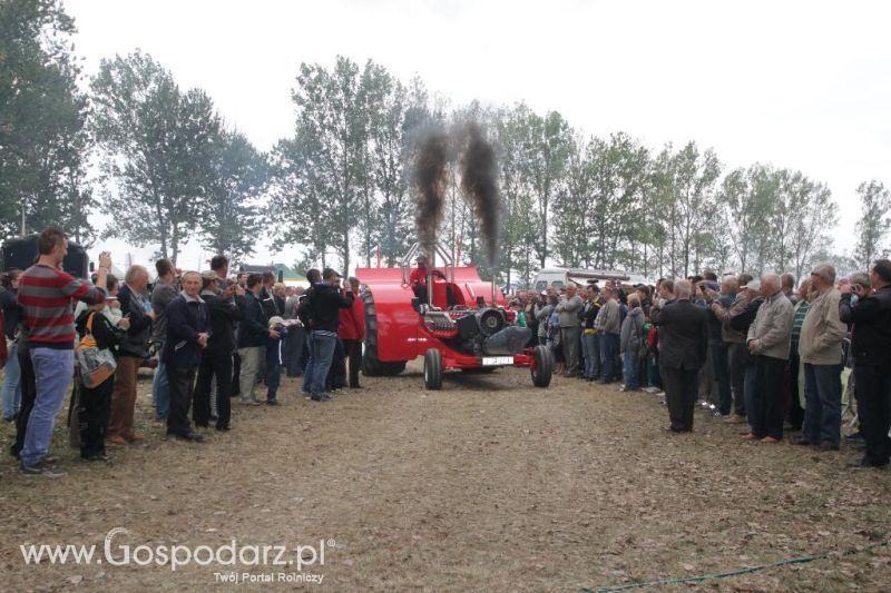 XIII Festiwal Starych Ciągników i Maszyn Rolniczych w Wilkowicach cz.2