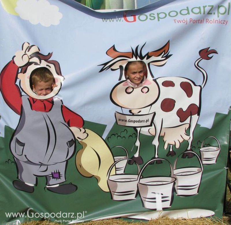 Agro Show 2011 Bednary Zdjęcie z krówką Niedziela