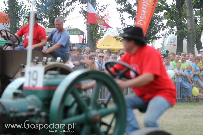 XII Festiwal Starych Ciągników im. Jerzego Samelczaka w Wilkowicach 2013 - niedziela