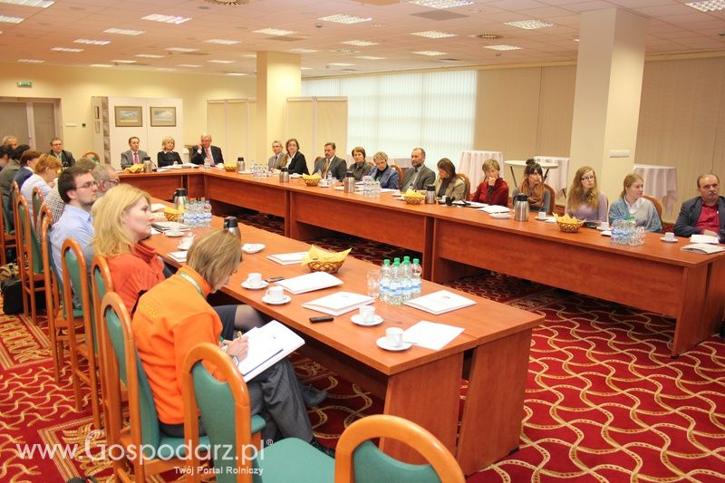 Konferencja „Działania informacyjne i promocyjne” z Pomocy Technicznej PROW na lata 2007- 2013 w OT ARR w Poznaniu