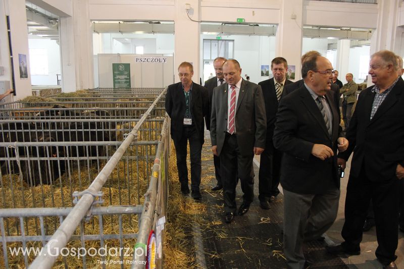 Spacer Ministra Sawickiego po terenie targów Polagra Food i KWZH