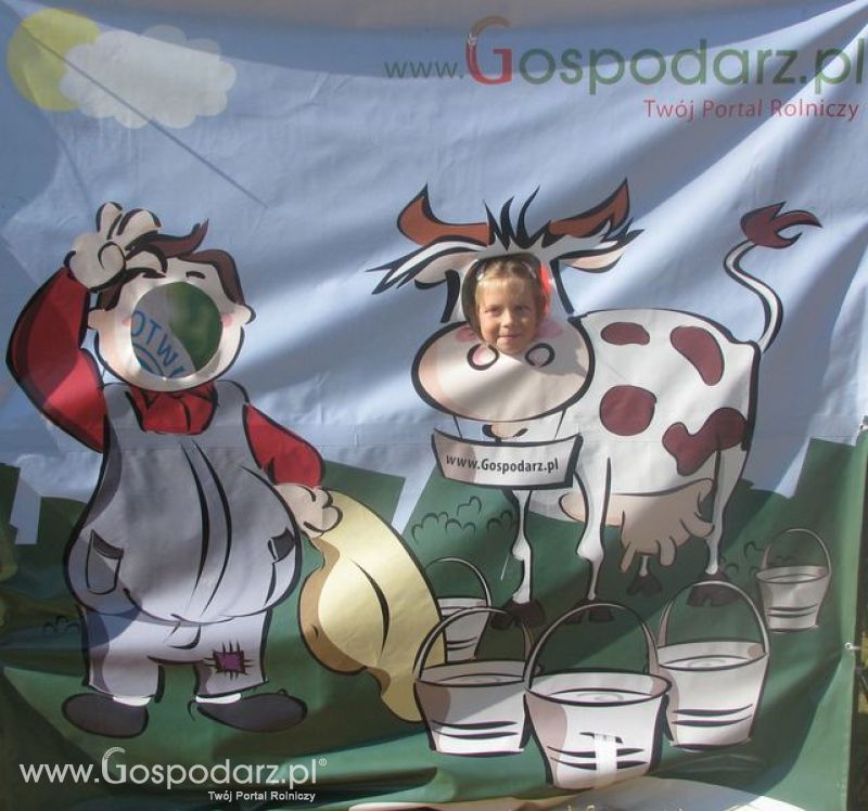 Agro Show 2011 Bednary Zdjęcie z krówką Niedziela