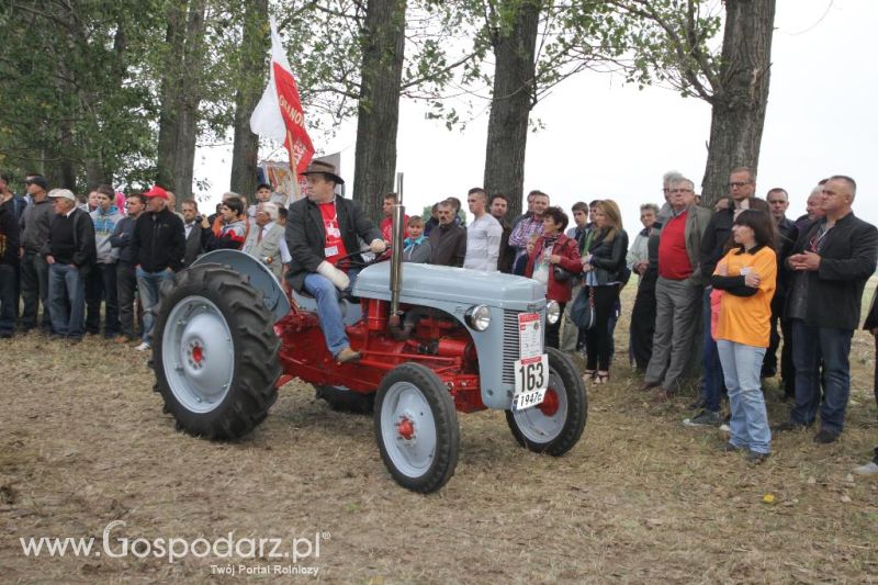 XIII Festiwal Starych Ciągników i Maszyn Rolniczych w Wilkowicach cz.2