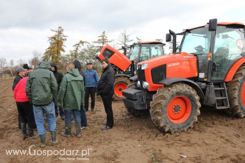 Pokaz polowy ciągników marki KUBOTA