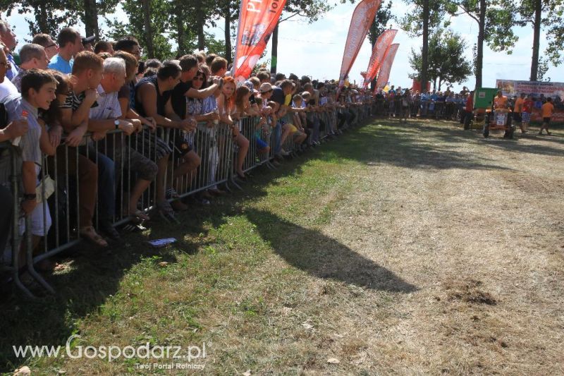 XII Festiwal Starych Ciągników im. Jerzego Samelczaka w Wilkowicach 2013 - niedziela