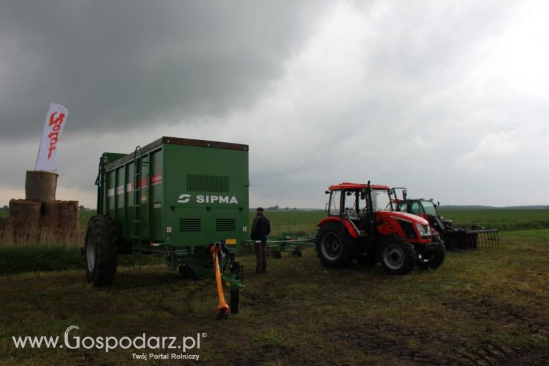Pokaz maszyn zielonkowych w Pierzyskach k/Gniezna