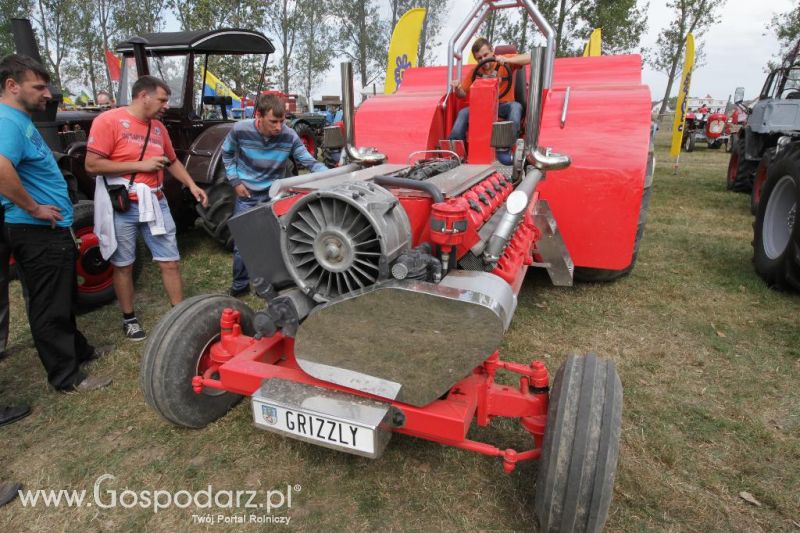 XIII Festiwal Starych Ciągników i Maszyn Rolniczych w Wilkowicach cz.1