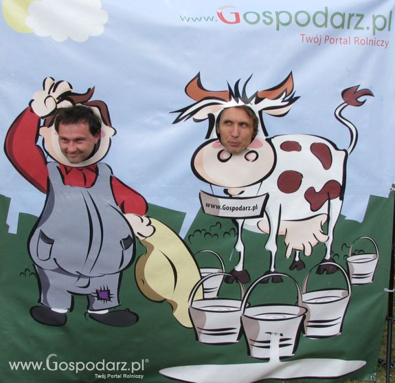 Agro Show 2011 Bednary Zdjęcie z krówką Piątek