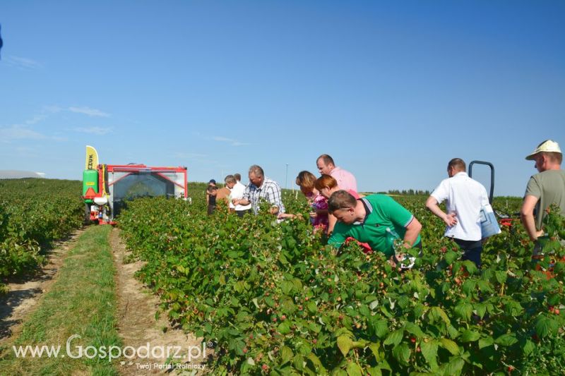 Malinowe factory - pokazy opryskiwacza tunelowego NESTOR 