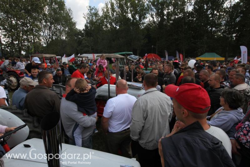 XIII Festiwal Starych Ciągników i Maszyn Rolniczych w Wilkowicach cz.2
