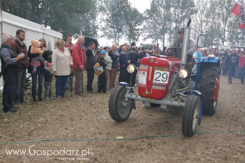 XIII Festiwal Starych Ciągników i Maszyn Rolniczych w Wilkowicach cz.2