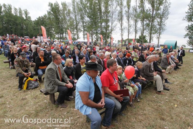 XIII Festiwal Starych Ciągników i Maszyn Rolniczych w Wilkowicach cz.1